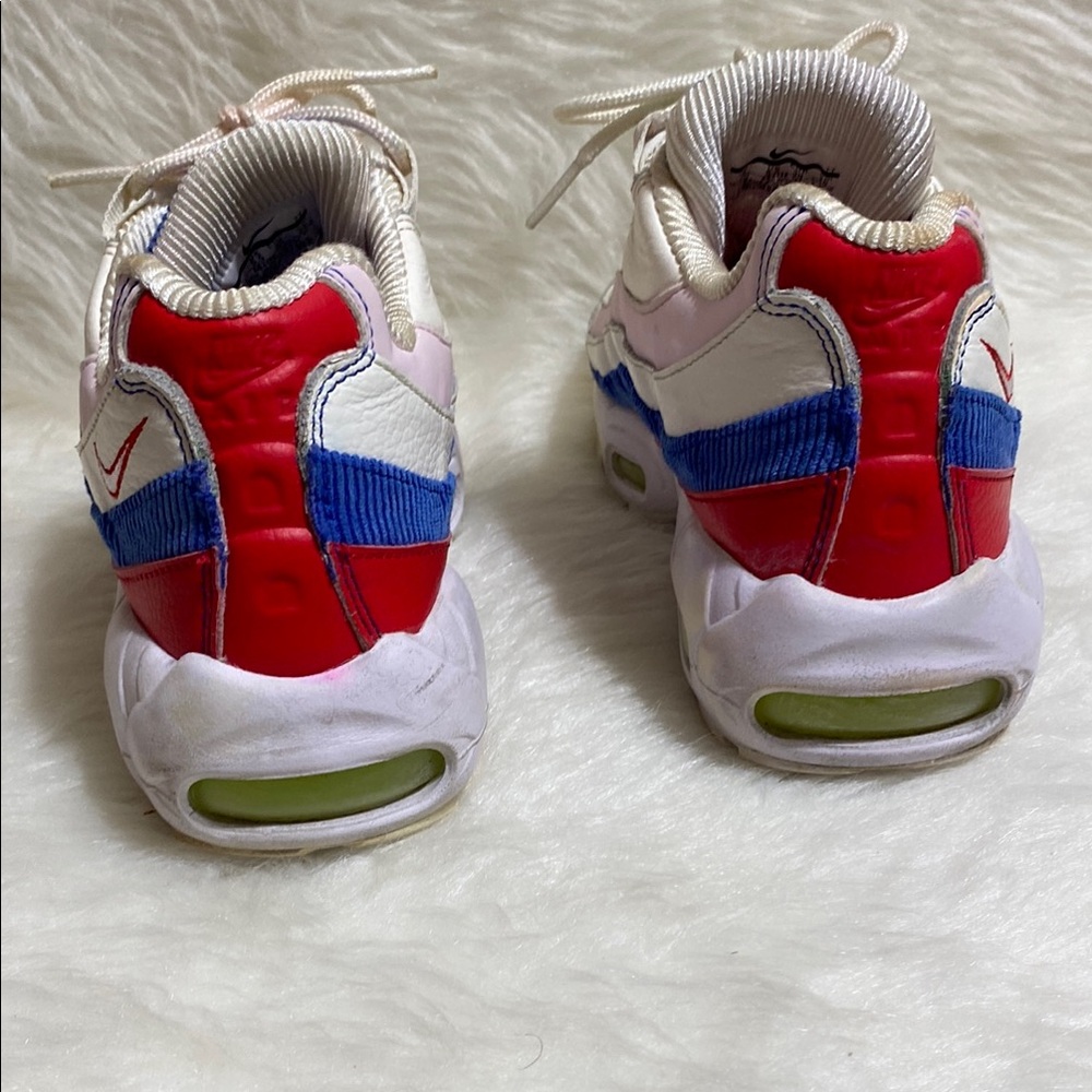 Nike Air Max Panache Women Sneakers - Picture 5 of 15